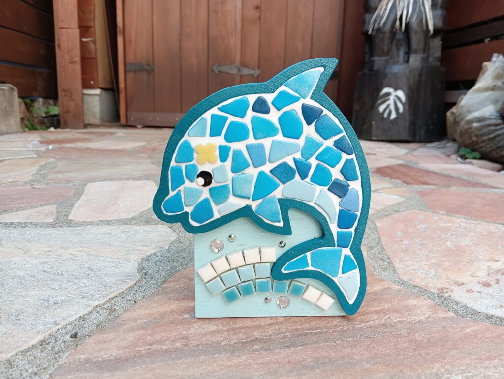 イルカの貯金箱